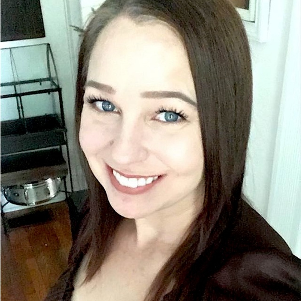 Meet your Posher, Denise